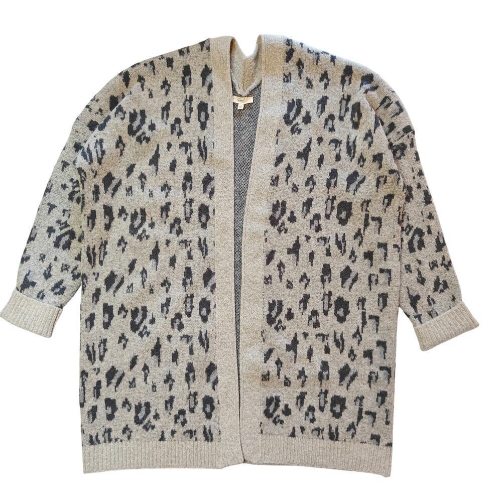 Easel S Open Front Cardigan Sweater Beige Gray Abstract Animal Print Cozy Knit